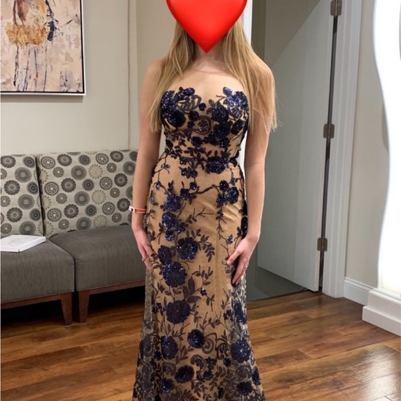 Jovani prom dress size 4 - Picture 3 of 4